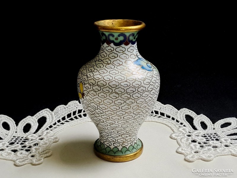 Old Chinese enamel flower vase 8 cm
