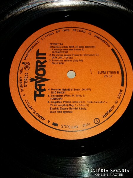 Régi FAVORIT MAGYAR SIKERDALOK 1984. zene bakelit LP nagylemez szép állapotban a képek szerint