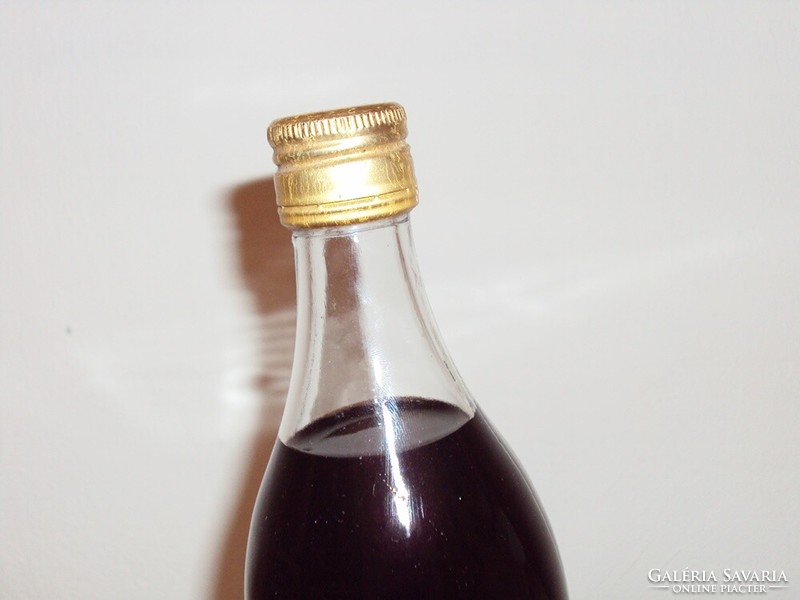 Retro üveg palack - Éva Pomine Sec Vermouth üveg palack külföldi exportra készült, bontatlan