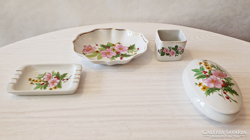 Old, flawless, pink-flowered 5-piece raven house set. Vase, serving bowl, ashtray, bonbonier ,.