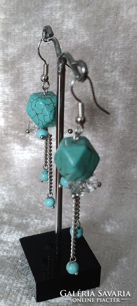 Turquoise decorative dangling earrings