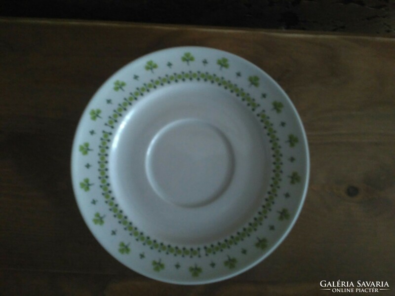 Lowland parsley pattern tea plate