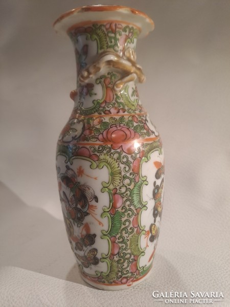 Antique Chinese famille rose porcelain vase with butterflies