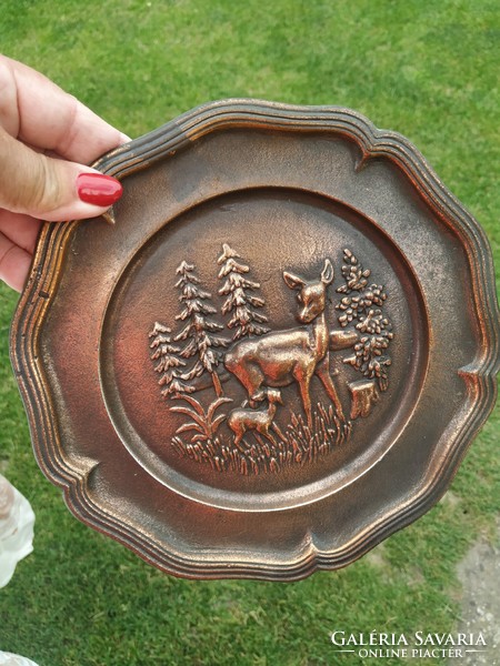 Metal deer wall decoration, wall plate for sale! Wall decoration run with copper
