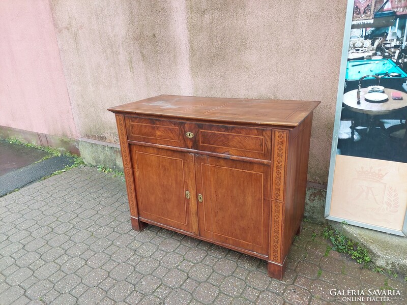 Antik biedermeier trümó komód
