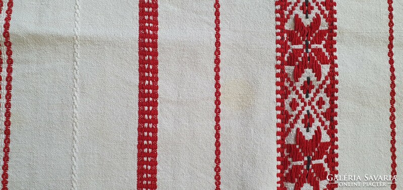 Retro folk woven tablecloth 120 x 120 cm