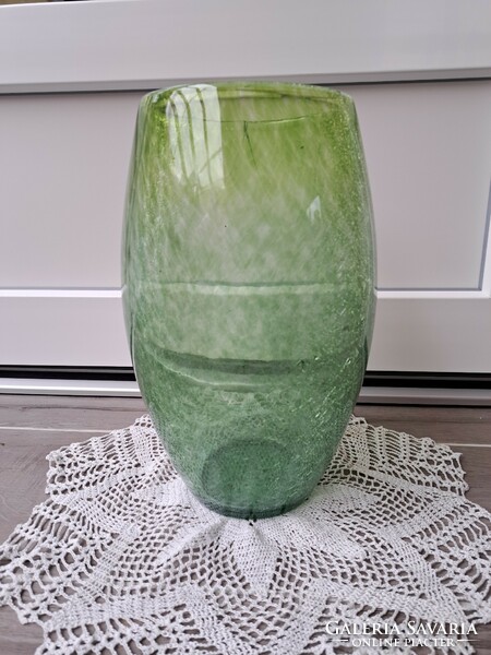 Retro rare green vase 31 cm cracked beautiful veil glass veil Carcagi berek bath glass