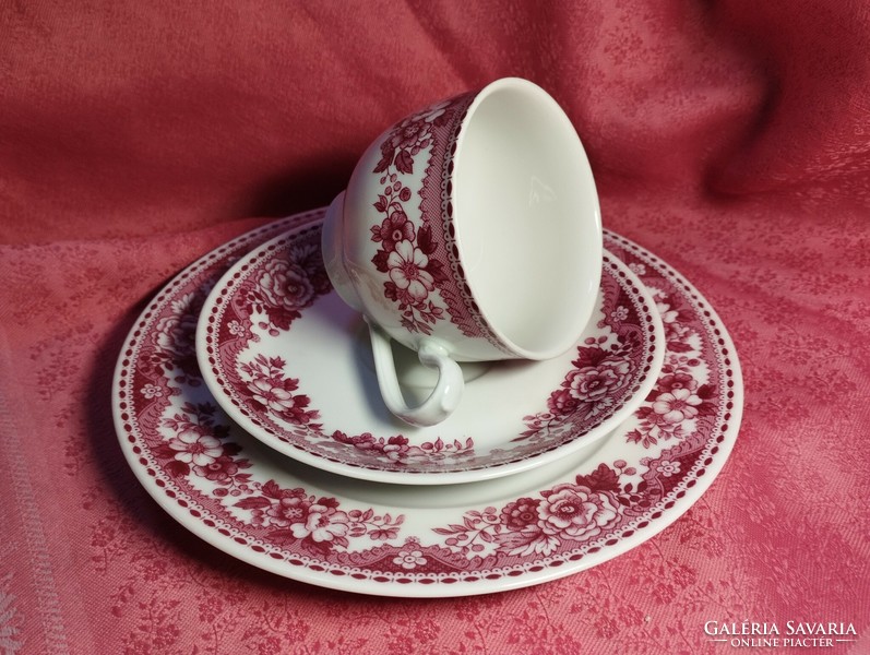Beautiful 3-piece porcelain breakfast set