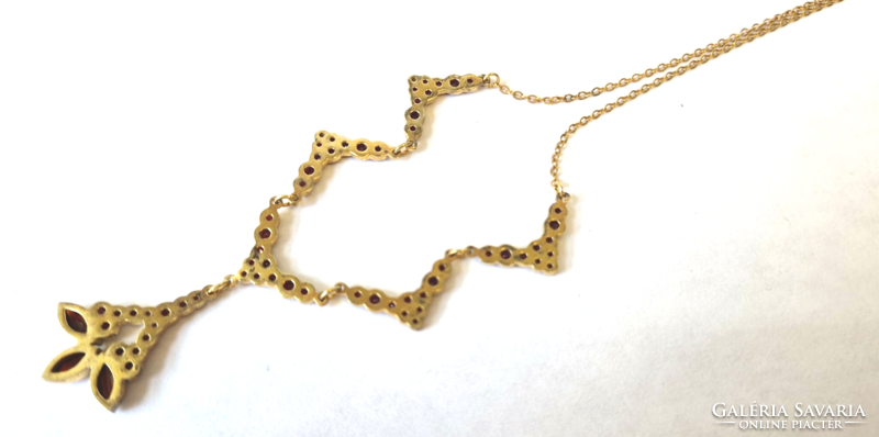 Garnet necklaces gold-plated