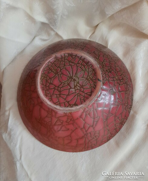 Retro ceramic centerpiece