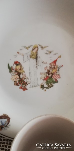 Snow white Zsolnay mug and deep children's plate
