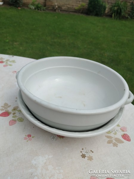 2 antique porcelain bowls for sale! Stew, nokedlis bowl for sale!