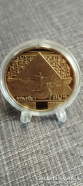 Tutankhamun commemorative coin