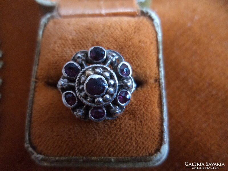 Antique alloy ring_ with garnet, almadine
