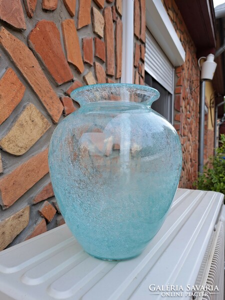 Nagyméretű  Gyönyörű karcagi berekfürdői fátyolüveg repesztett fátyol türkisz kék váza öblös