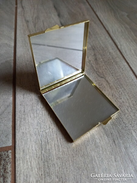 Elegáns japán kétoldalas pipere tükör (6x6,5 cm)