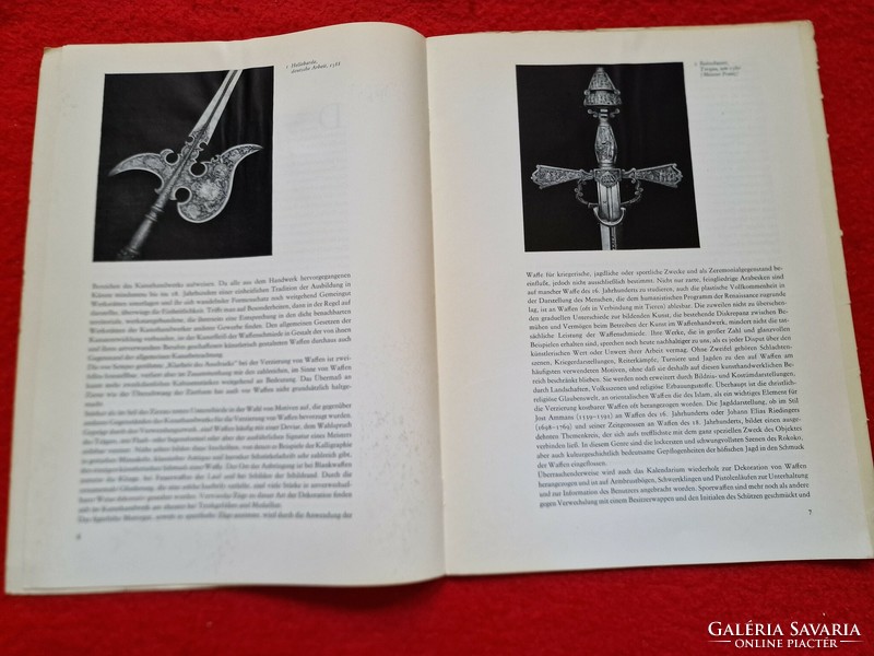 Verzierte waffen swords, pistols book with poster attachment