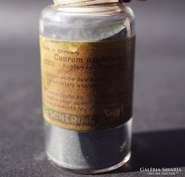 Antique German pharmacy label pharmaceutical bottle in original unopened condition schering kahlbaum ag