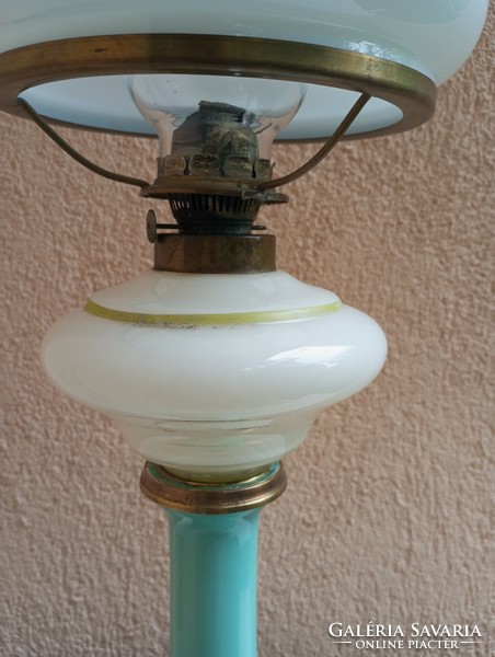 Large kerosene lamp