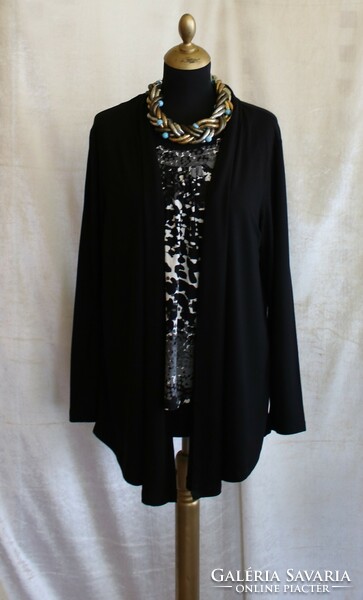 Tunic with cardigan, in a very fashionable shape with black and white colors - size 42/44