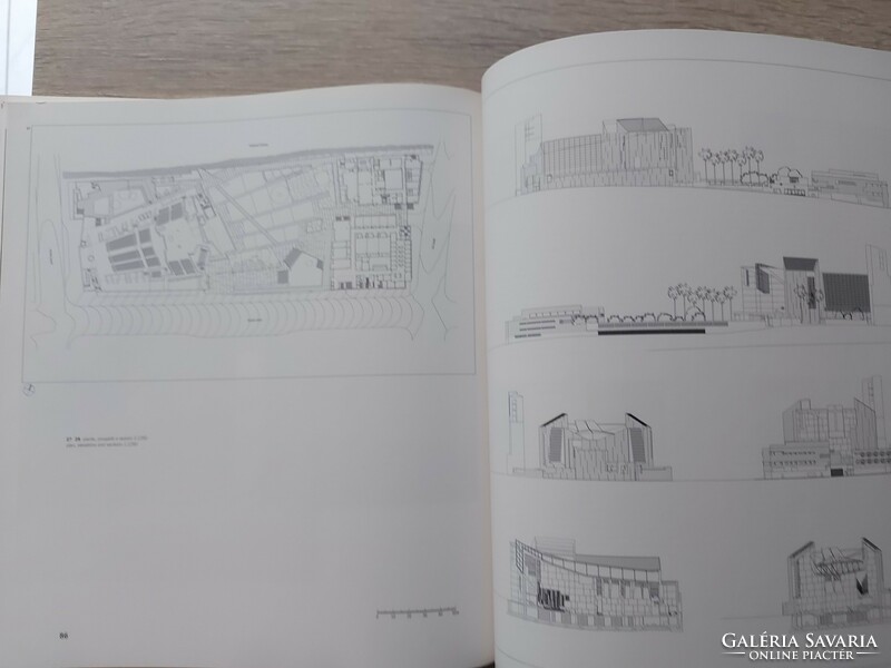 Casabella architectural magazine - with pictures, descriptions - informative in Italian/English - 552