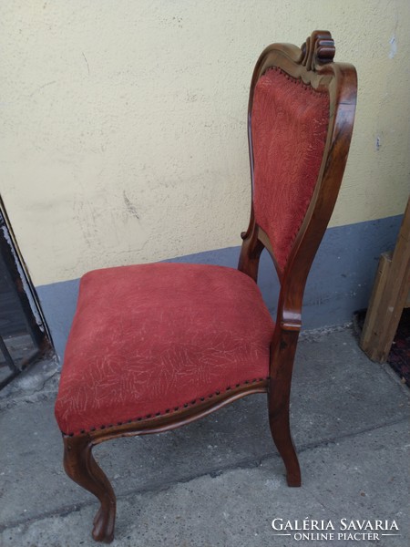 2 Baroque chairs