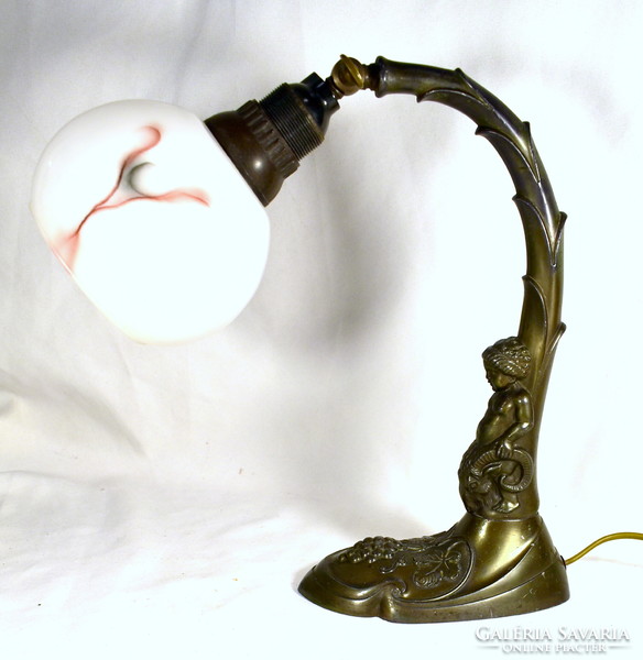 Puttó figural table lamp with intact glass shade!