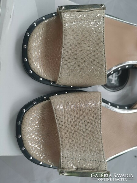 Nice genuine leather sandals size 37