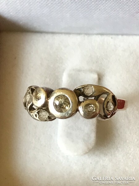 Antik, szecessziós gyűrű gyémántokkal