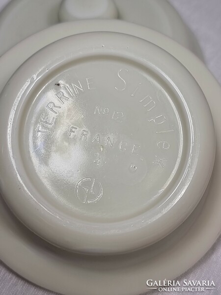 Terrine Simplex 12-es számú tejüveg pástétom kínáló edény fedővel vintage Franciaországban készült