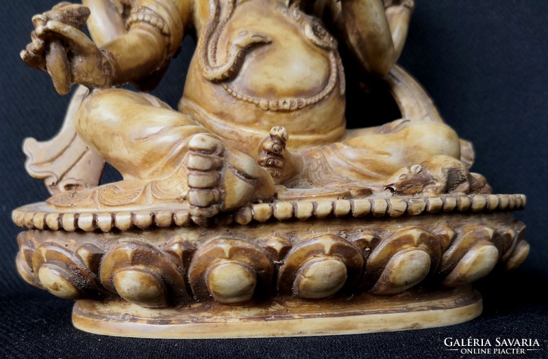 Dt/249 – large bone-colored, polyresin ganesha statue