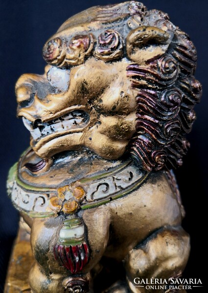 DT/252 – Kézzel festett és aranyozott oroszlánszobor, Thaiföld/Bali
