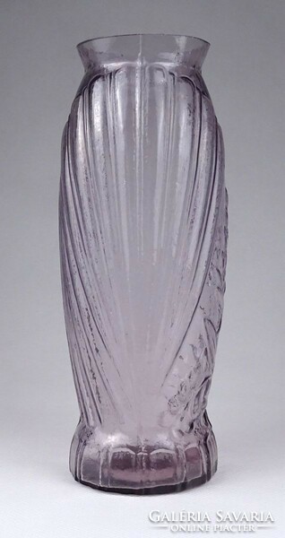 1I306 mid century pressed glass vase 18.5 Cm