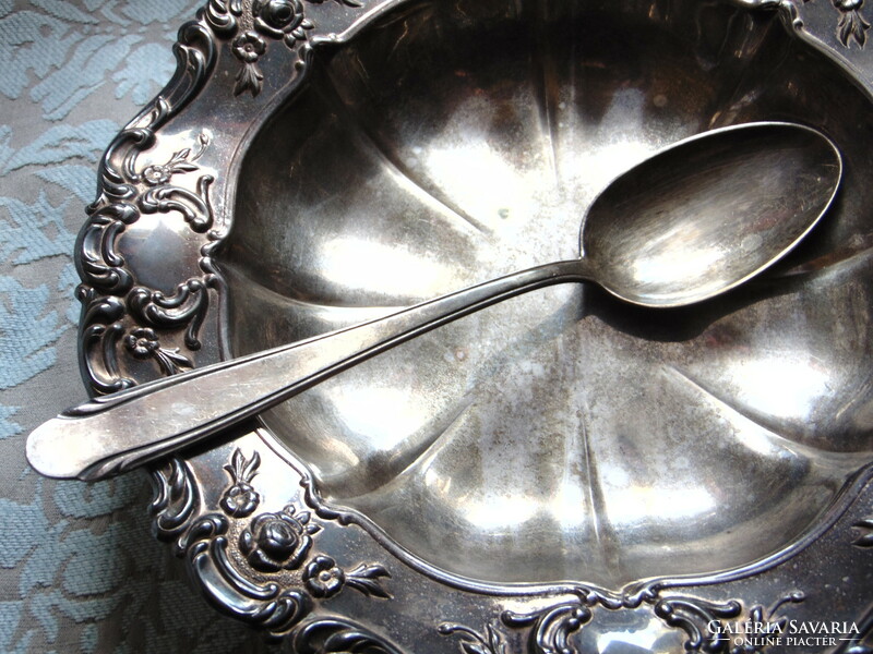 Large serving spoon