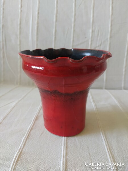 Zsóka with signature industrial artist red-black caspo, vase, marked, flawless, 15 cm