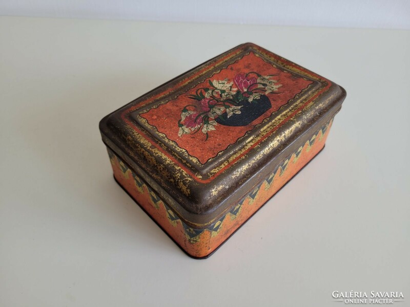 Old metal box with snow flower pattern St. Stephen chicory coffee supplement vintage box