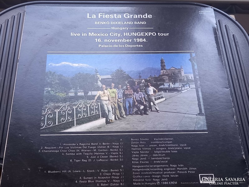Vintage bakelit: Benkó Dixiland - La Grande Fiesta (1986) - SLPX 17925