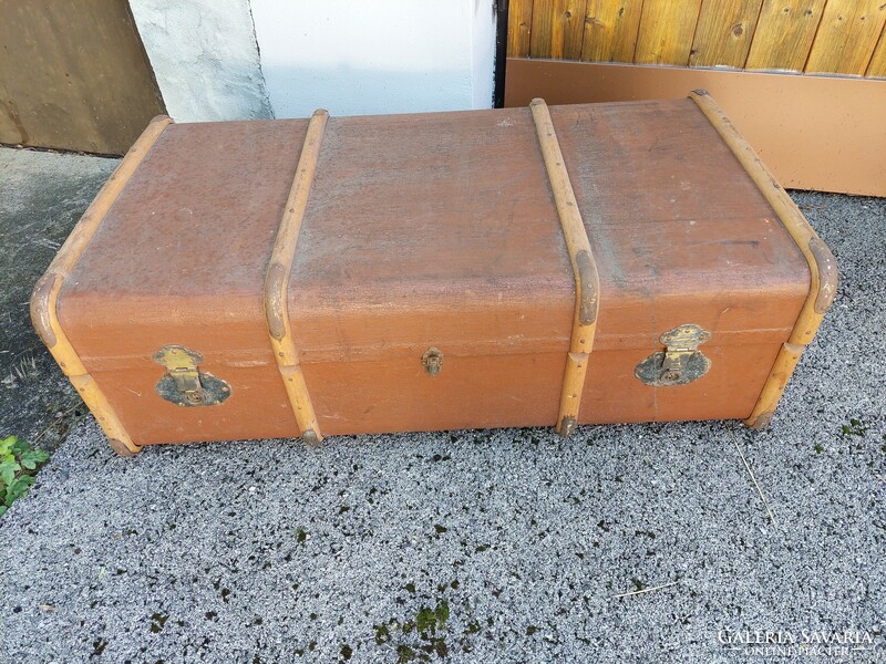 Travel trunk, suitcase, ship trunk