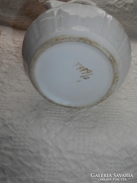 Szecessziós  kiöntő   kézi festéssel  porcelán kancsó