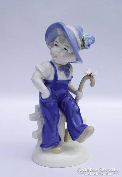 Német porcelán figura GDR Lippelsdorf Hilla Peyk vándor kisfiú