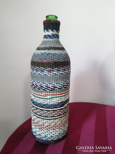 Wicker glass