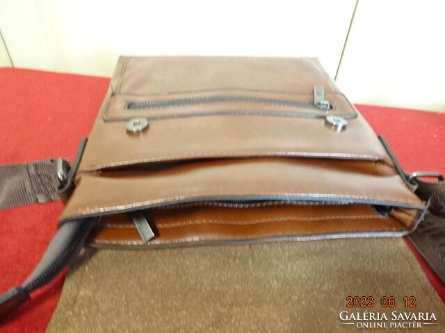 Giorgio armani original men's leather shoulder bag. Jokai.