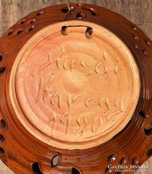 Folk ceramic bowl, plate.