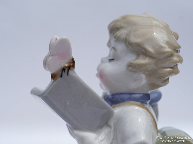 German porcelain figurine gdr lippelsdorf hilla peyk butterfly collector nature diver little boy