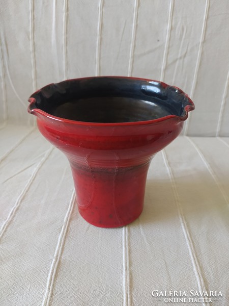 Zsóka with signature industrial artist red-black caspo, vase, marked, flawless, 15 cm