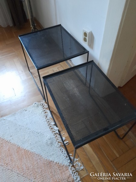 2 pieces can be joined together. Steel black side table