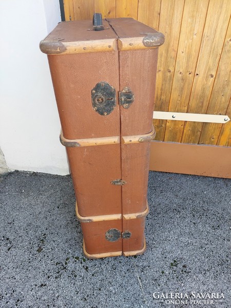 Travel trunk, suitcase, ship trunk