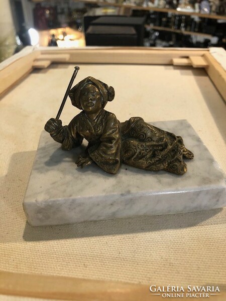 XIX. Early 19th century bronze statue, 12 cm long beauty. Far Eastern