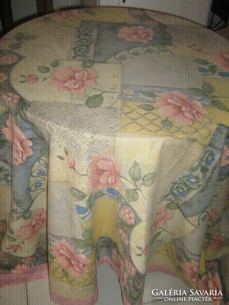 Beautiful vintage style floral huge bedspread