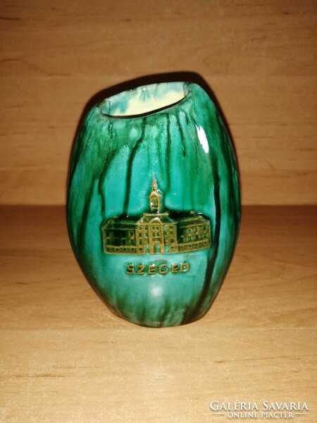 Glazed ceramic vase with Szeged inscription 11.5 cm high (22/d)
